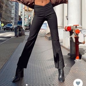 BLACK PANTS FROM PRINCESS POLLY | Zara Pant Black, V Cut